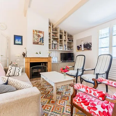 Maison Confortable Avec Sejour Spacieux, Jardin Et Parking - Fr-1-835-33 بيت للعطل مدينة لا فلوت